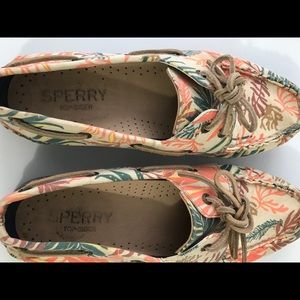 Sperry Top-Sider boat shoes